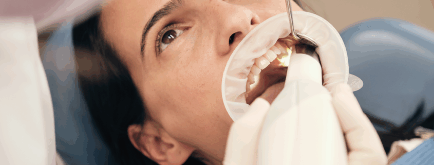 Emergency dentist treatment